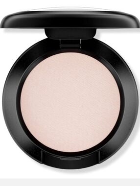 MAC Shroom Satin Eyeshadow
